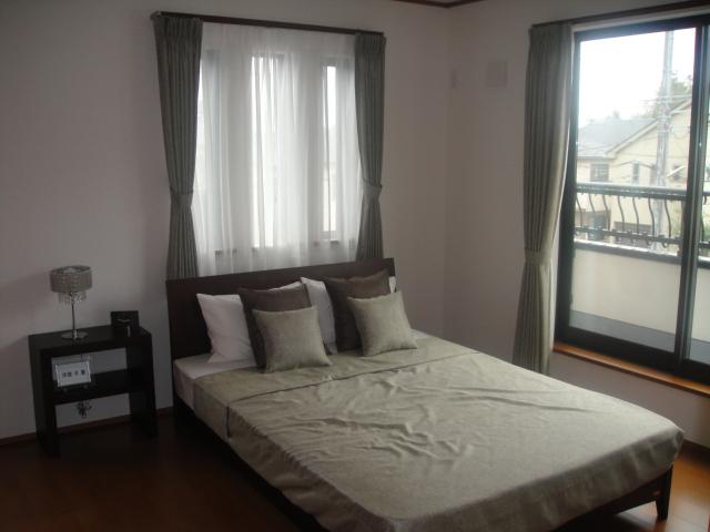 Non-living room. Indoor (10 May 2013) Shooting