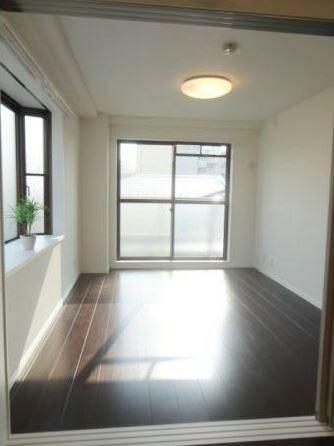 Non-living room