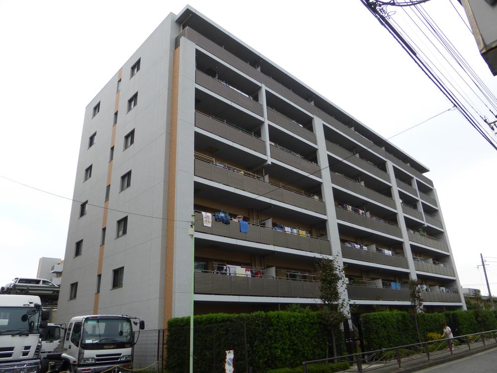 Local appearance photo
