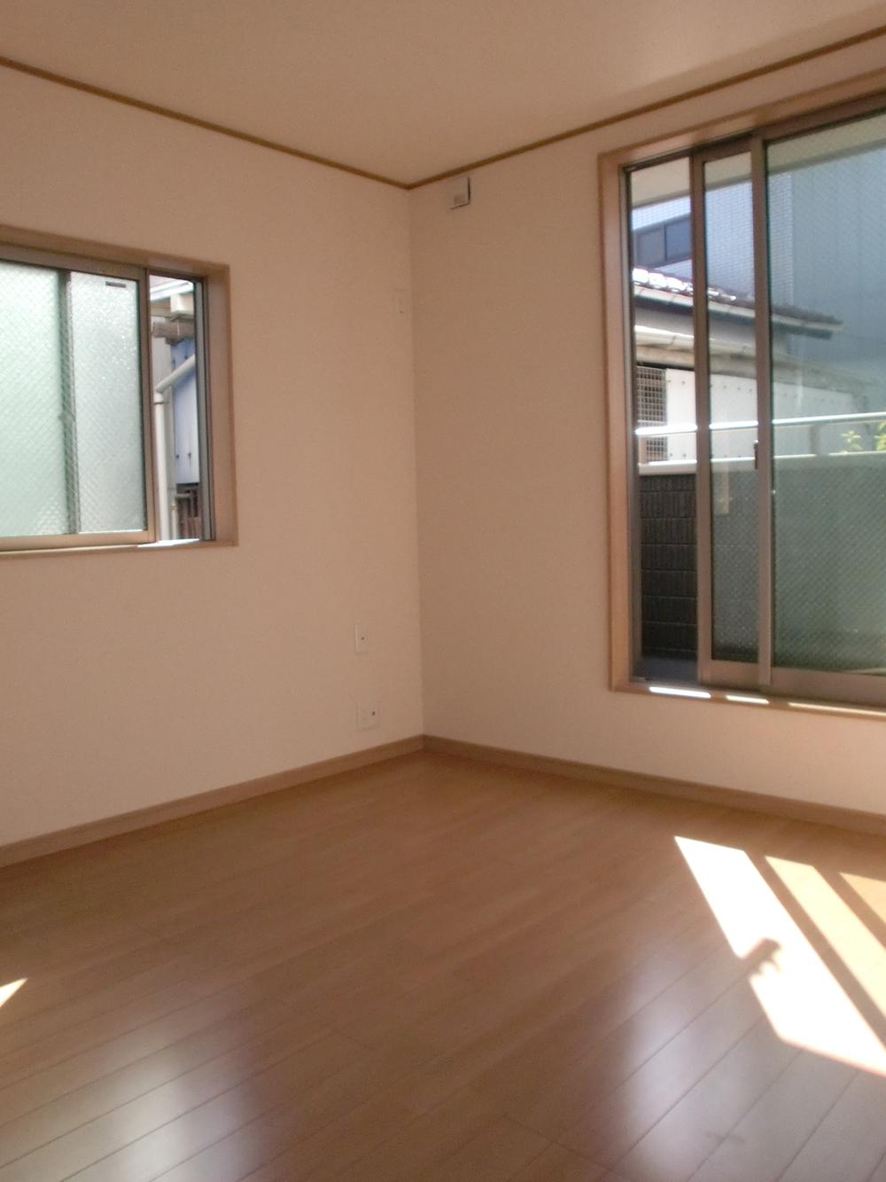 Non-living room. Room (August 2013) Shooting