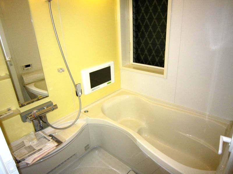 Same specifications photo (bathroom)