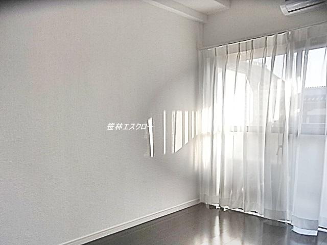 Non-living room