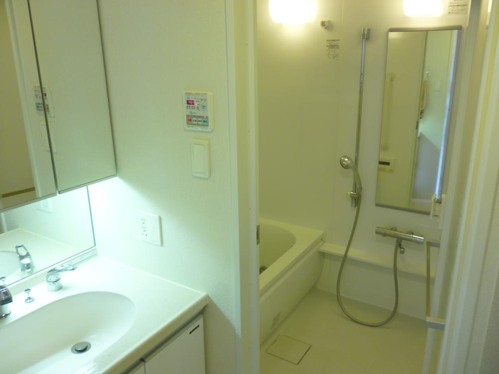 Bathroom. It is very beautiful to your.
