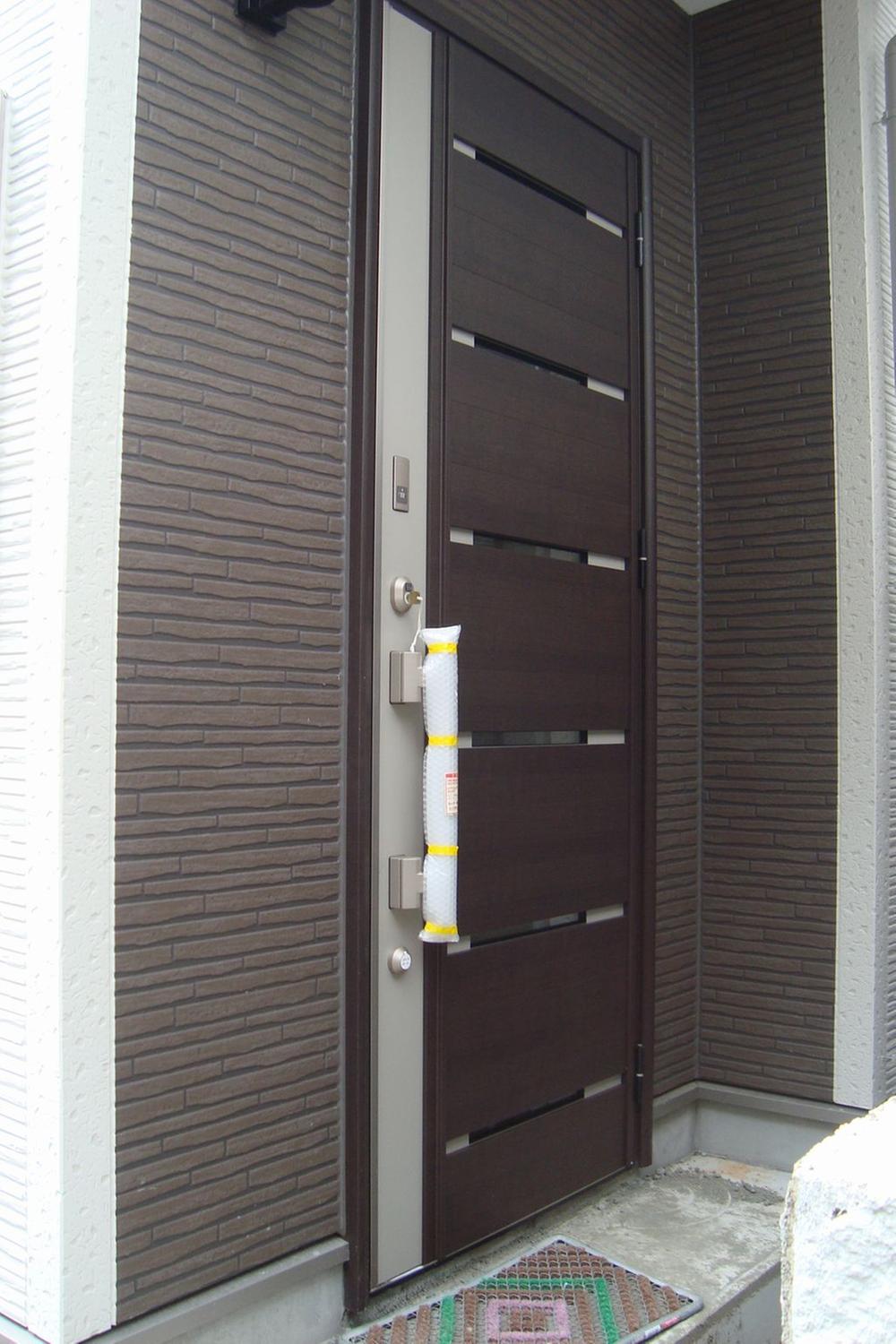 Entrance. Entrance door of the card key support