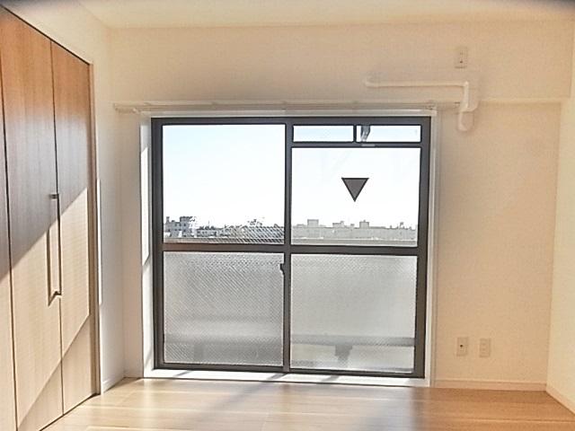 Non-living room