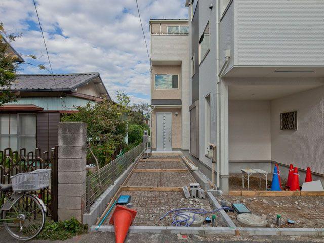 Local appearance photo