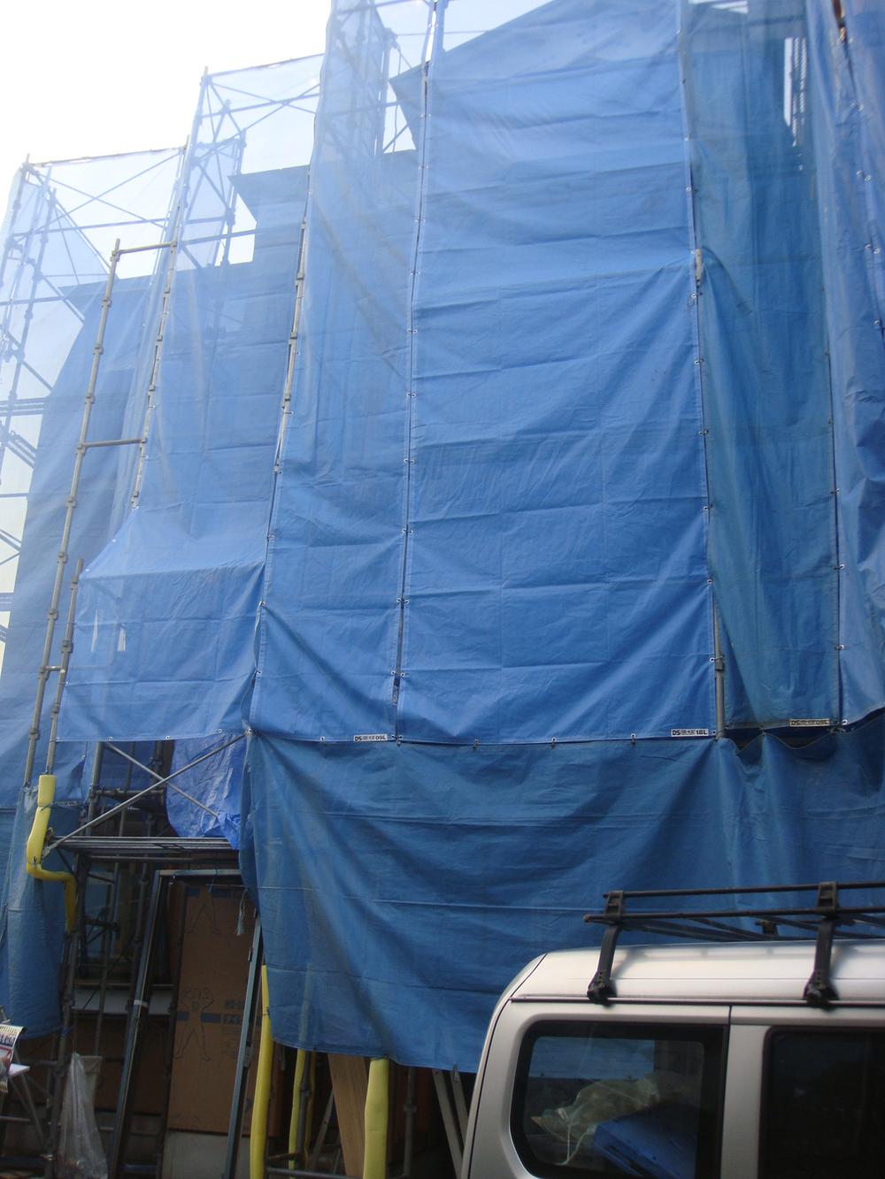 Local appearance photo. Local (11 May 2013) Shooting