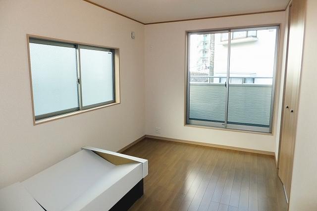 Non-living room. Indoor (December 29, 2013) Shooting