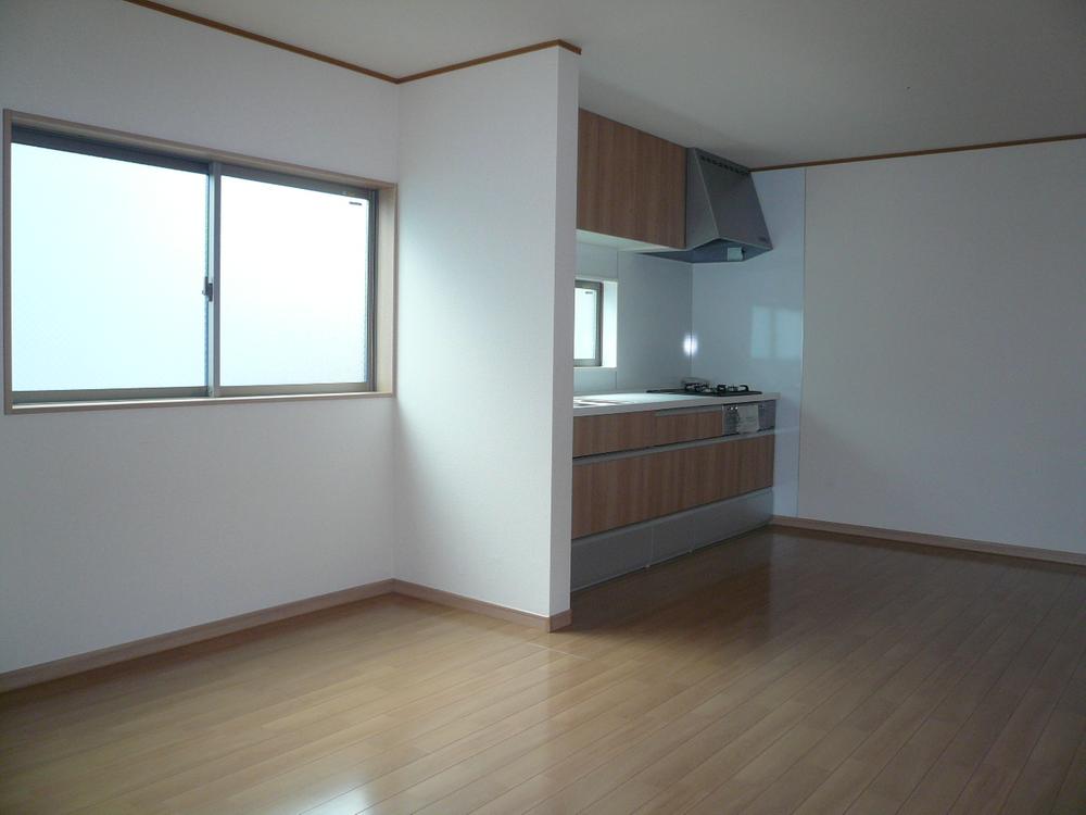 Living. Indoor September 2013) Shooting 1 Building