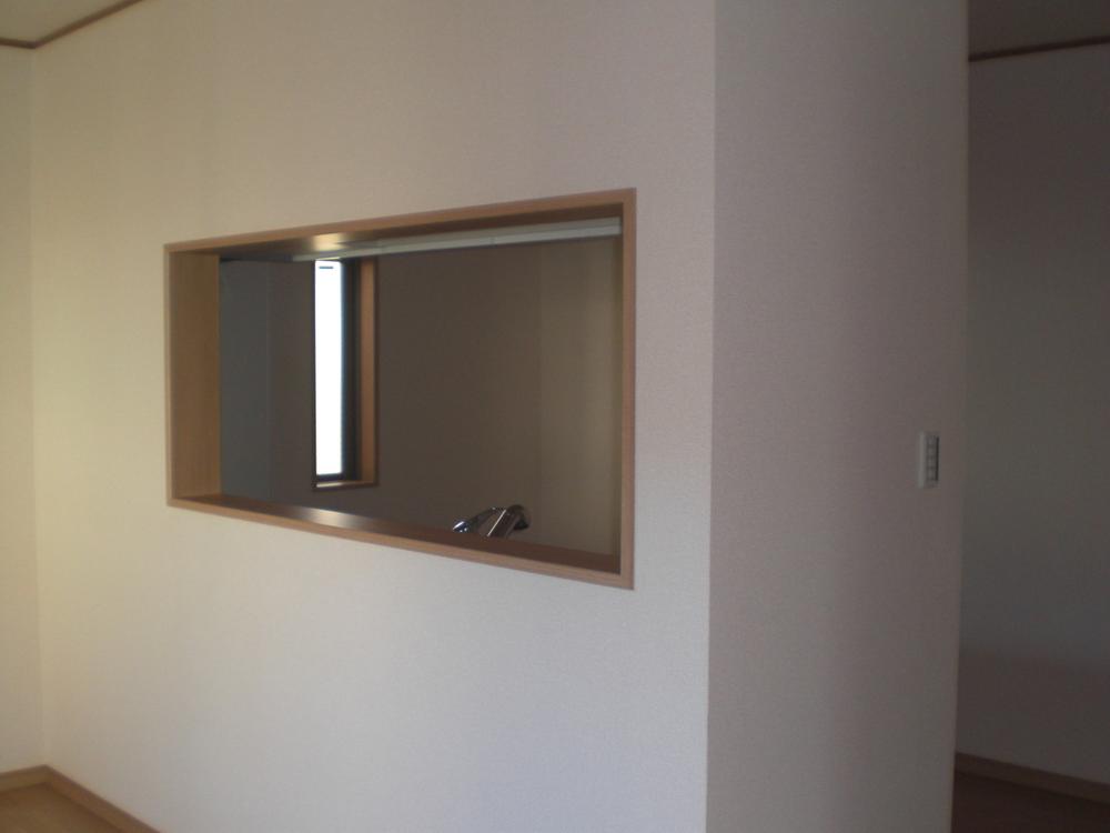 Living. Your family close to face-to-face kitchen