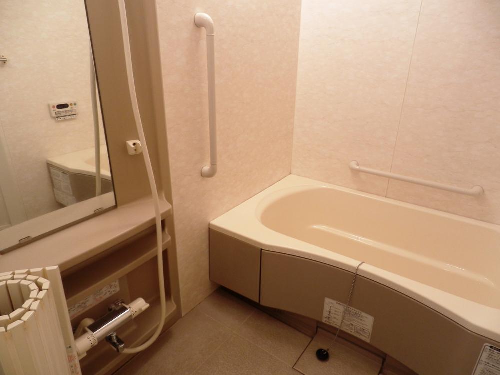 Bathroom. Indoor (April 2013) Shooting