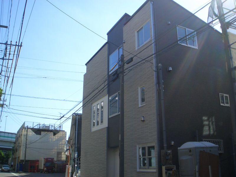 Local appearance photo