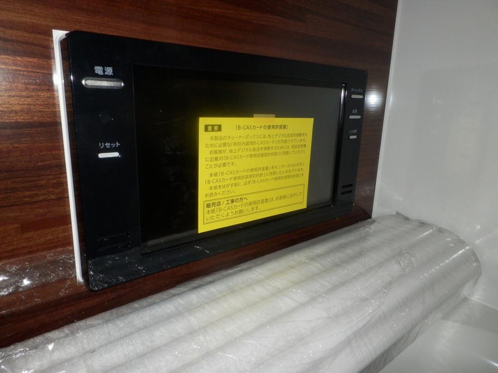 Bathroom. Indoor (11 May 2013) Shooting