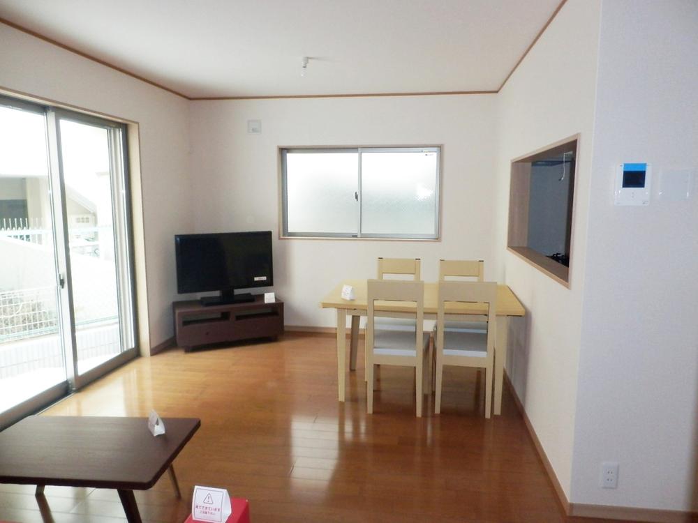 Living. Conversation bouncy face-to-face kitchen type of living is 14.5 Pledge! Floor heating equipped! Indoor (12 May 2013) Shooting