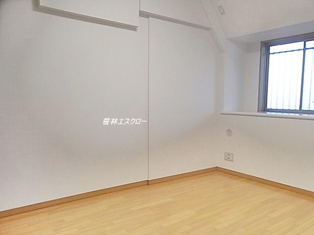 Non-living room