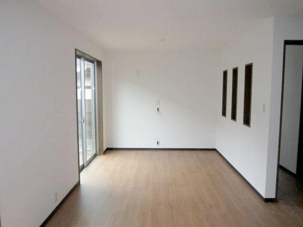 Same specifications photos (living). (A Building) same specification