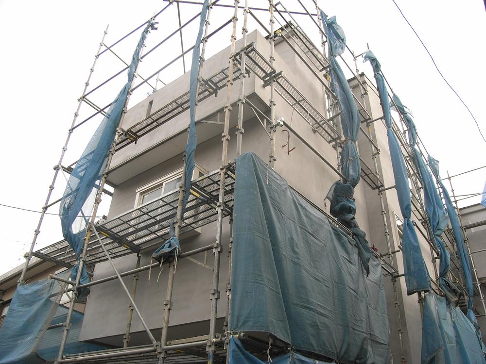 Local appearance photo. Local (11 May 2013) Shooting