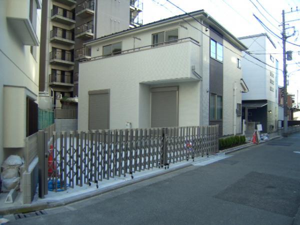 Local appearance photo