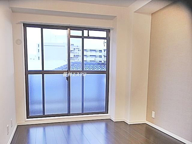 Non-living room