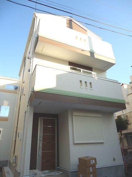 Local appearance photo. Local appearance (13 Building: 2013 December shooting)