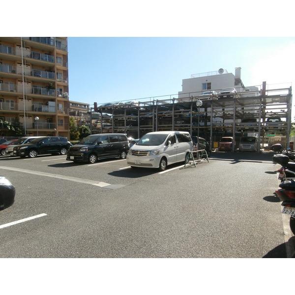 Parking lot