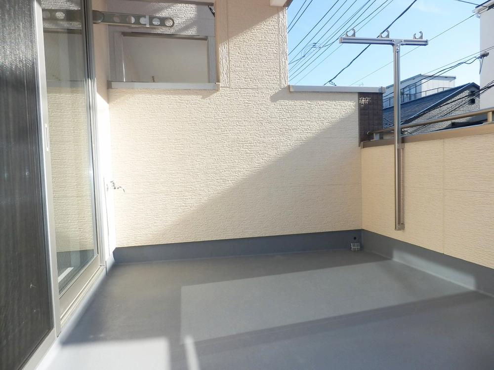 Balcony. Indoor (December 16, 2013) Shooting