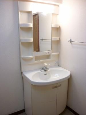 Wash basin, toilet