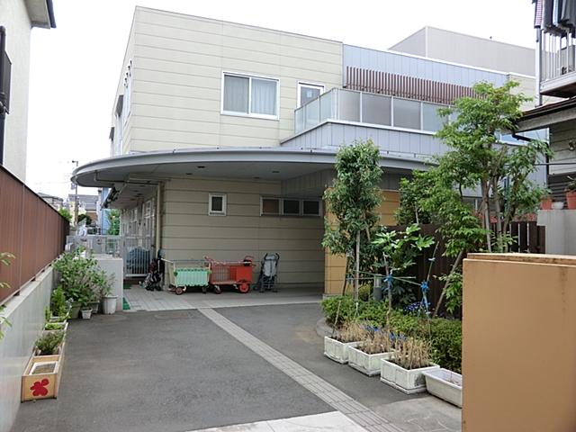kindergarten ・ Nursery. Yotsuba 160m to nursery school