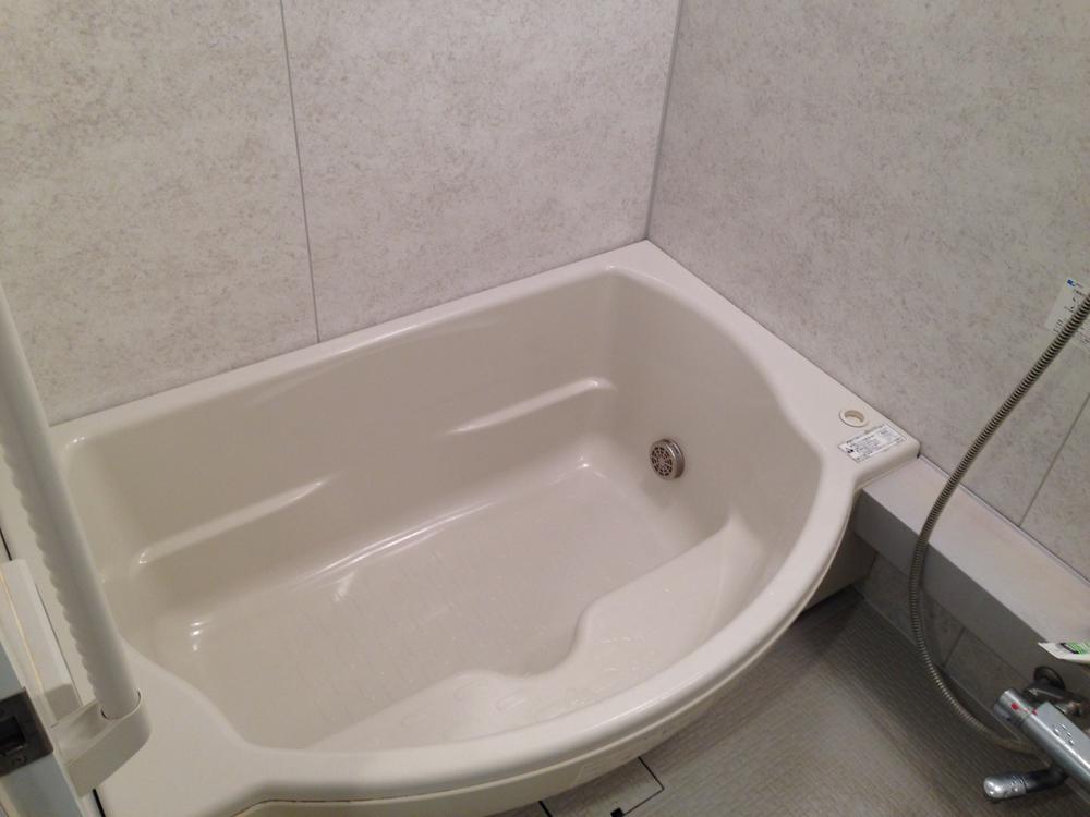 Bathroom. Bathroom dryer with
