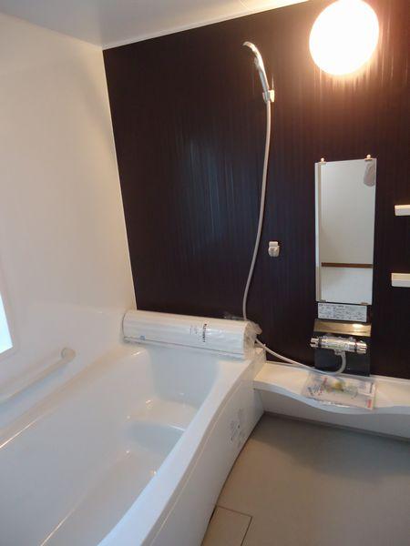 Bathroom. Bathroom (2013 September shooting)