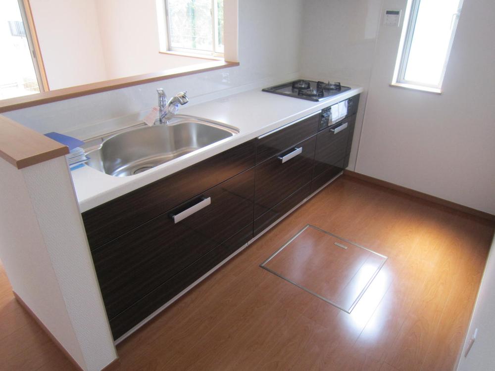 Same specifications photo (kitchen)