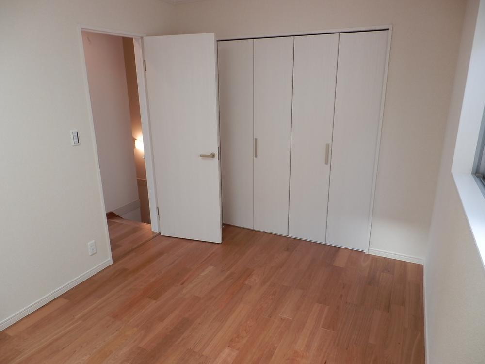 Non-living room. Western style room The company specification example Happy family 4LDK