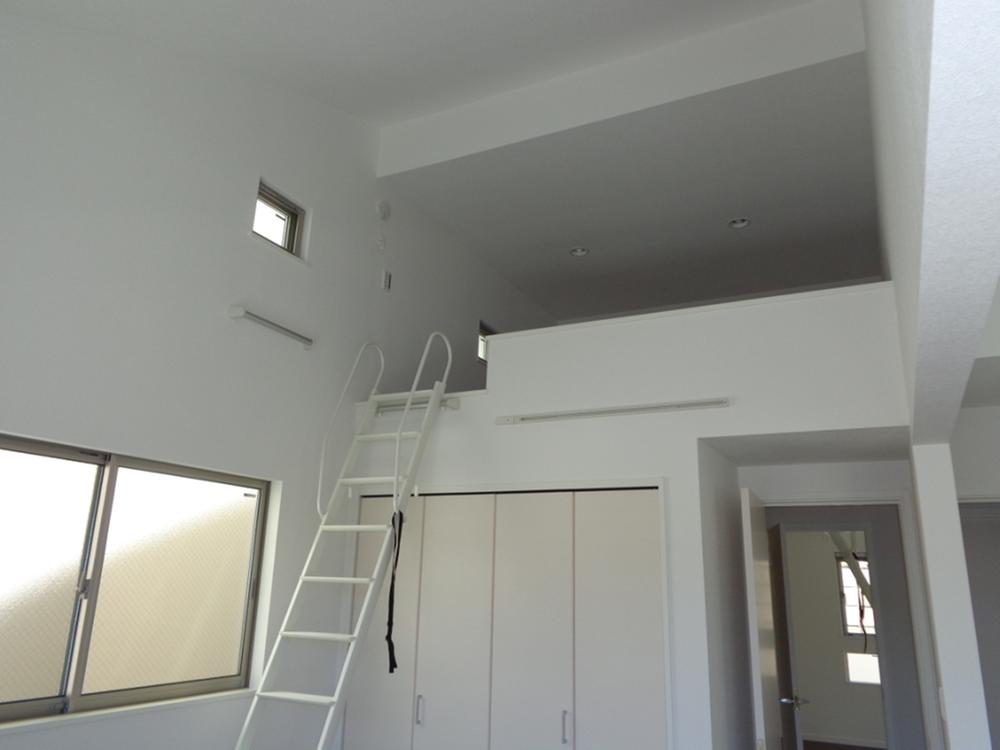 Bathroom. Indoor (September 2013) Shooting