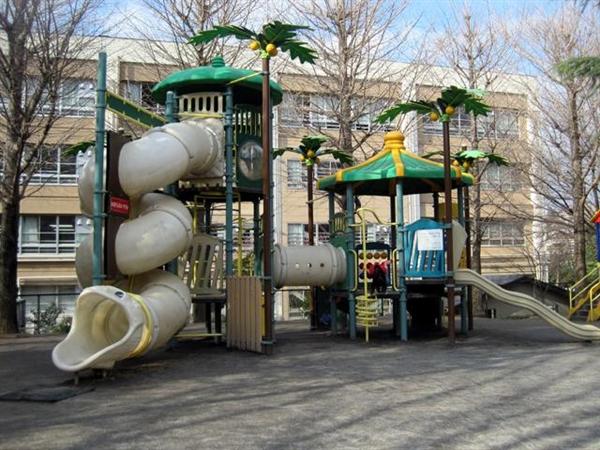 park. 150m to Miyazaki third park