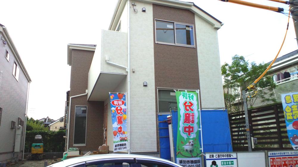 Same specifications photos (appearance). Same specifications complete model