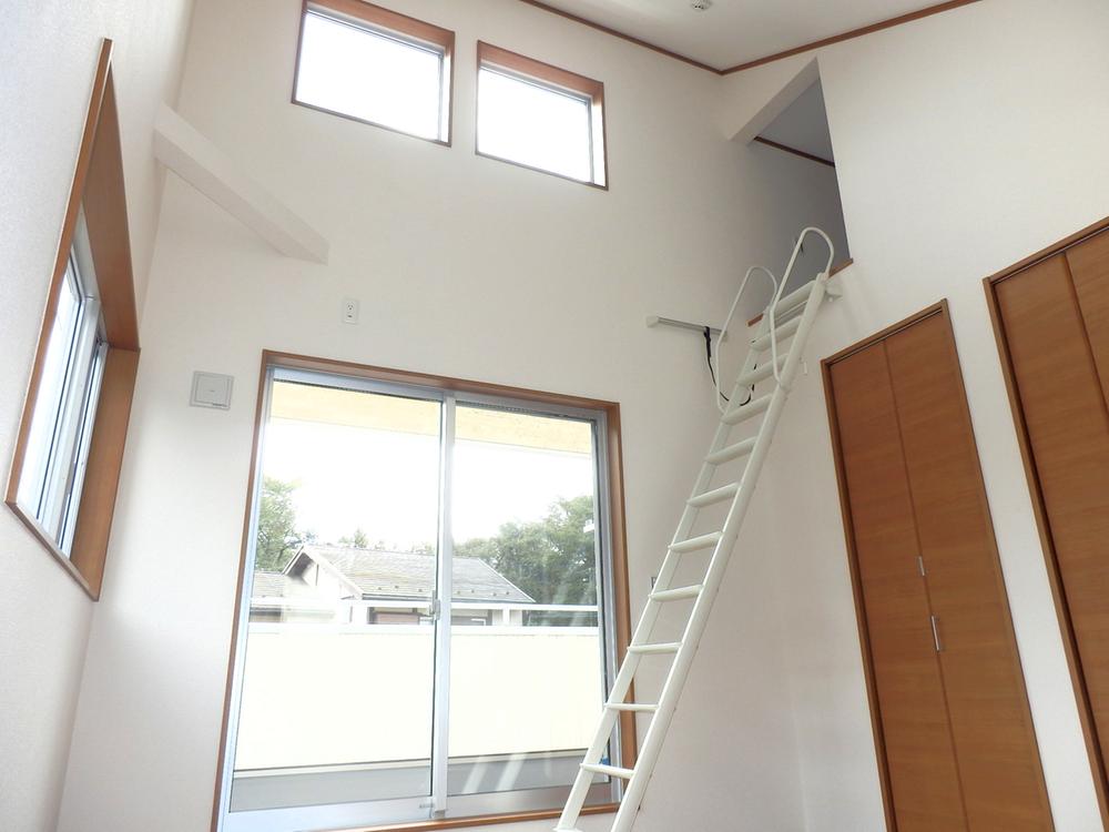 Non-living room. Same specifications Bedroom with loft