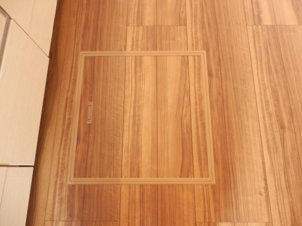 Receipt. Same specifications Comfortable could live likely with plenty of storage space