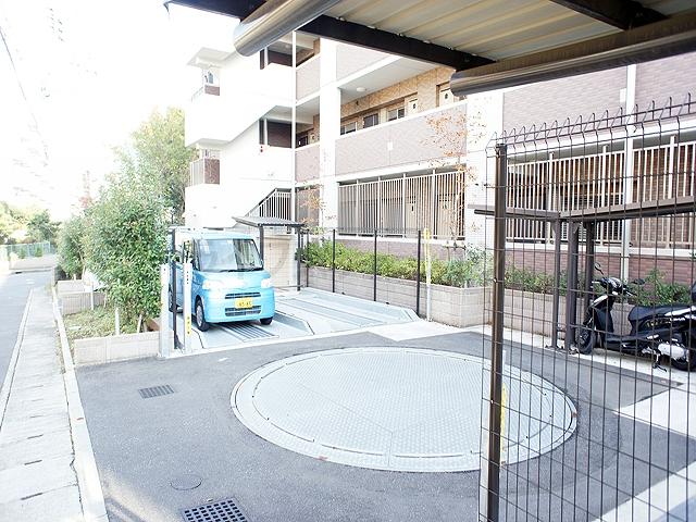 Parking lot. Common areas