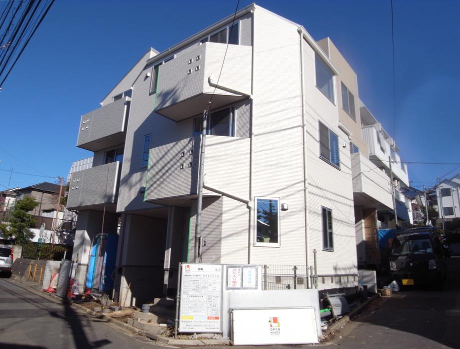 Local appearance photo. Local appearance 2013 / 12 shooting