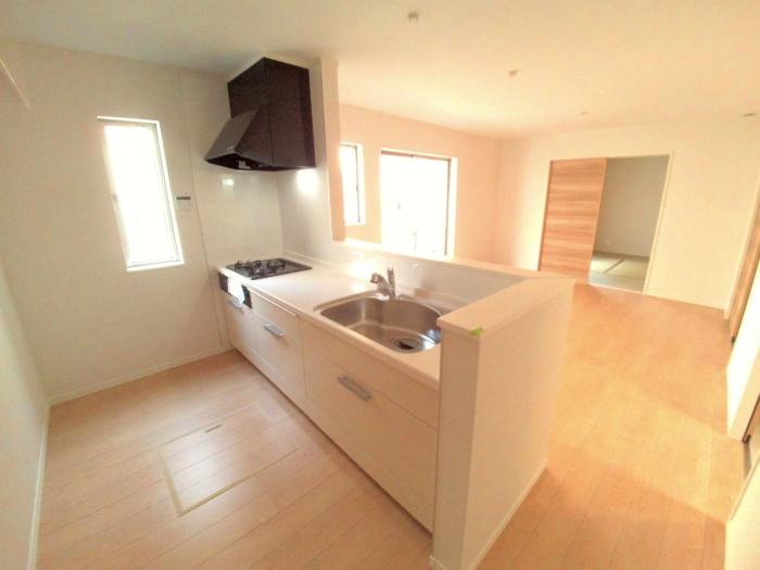 Kitchen. Counter kitchen (C Building)