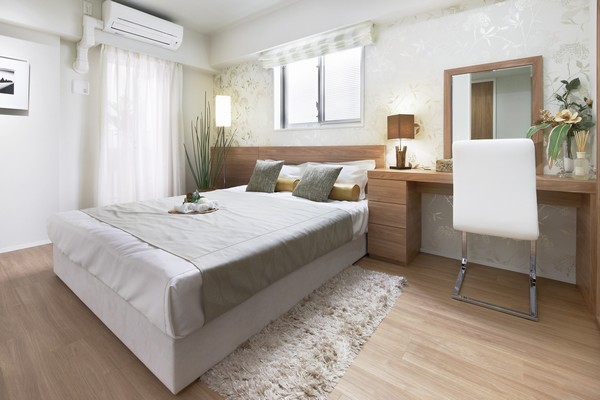 Western-style (1). G type because of the corner dwelling unit, Realize the two-sided lighting. The large capacity of the walk-in closet and clean the has established dispose of the room come true