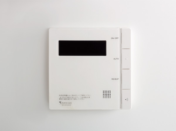 Bathing-wash room.  [Otobasu] By simply pressing one button Otobasu, Hot water-covered, Otobasu be done adding hot water or automatically.