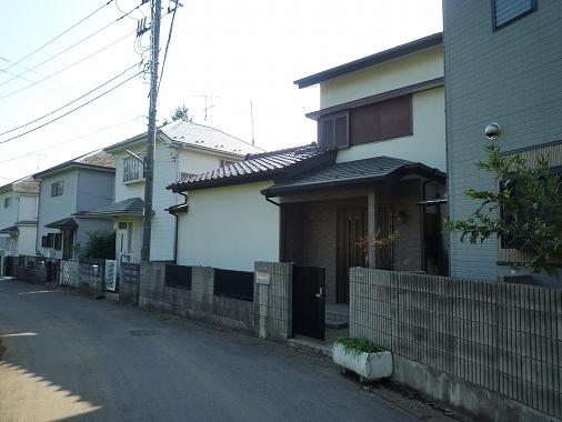 Local photos, including front road. Local appearance photo