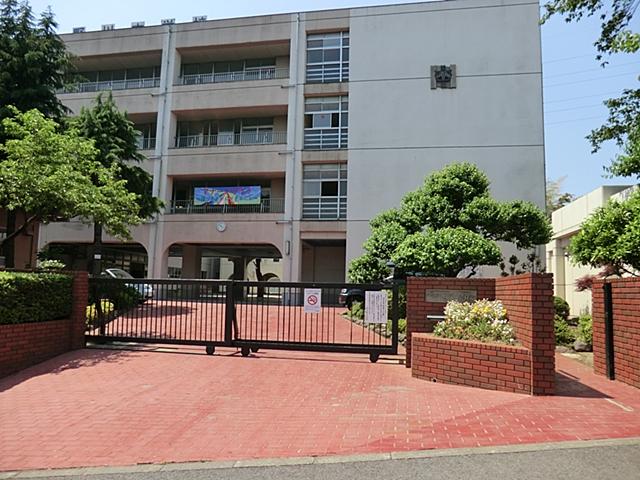 Junior high school. 1500m up to junior high school in Kawasaki Tateno River