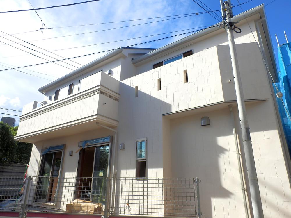 Local appearance photo