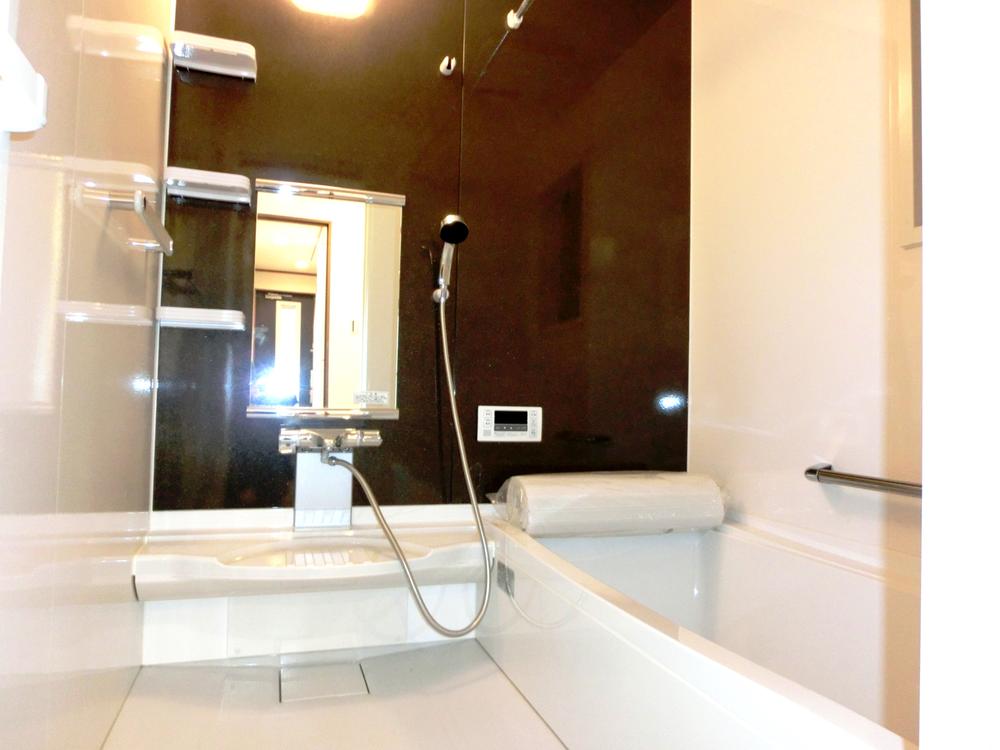 Same specifications photo (bathroom). Same specifications