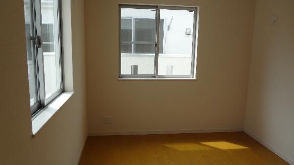 Non-living room. Western-style is 2