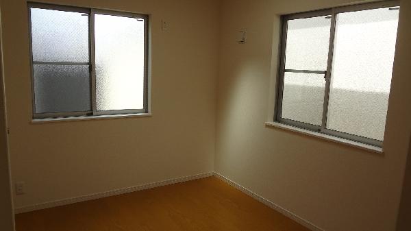 Non-living room. Western-style is 3