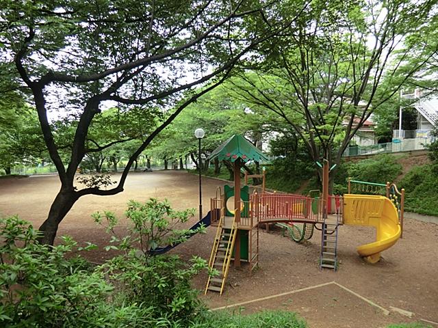 park. Kodai Nishikoen 800m to