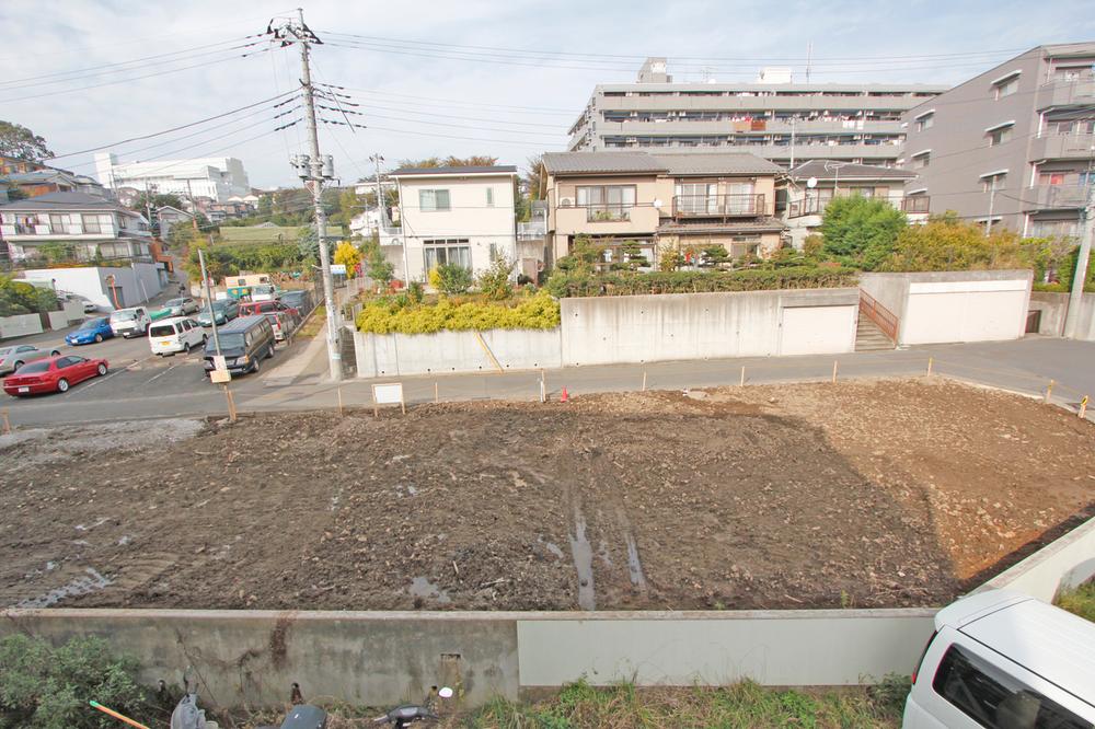 Local appearance photo. Local (11 May 2013) Shooting